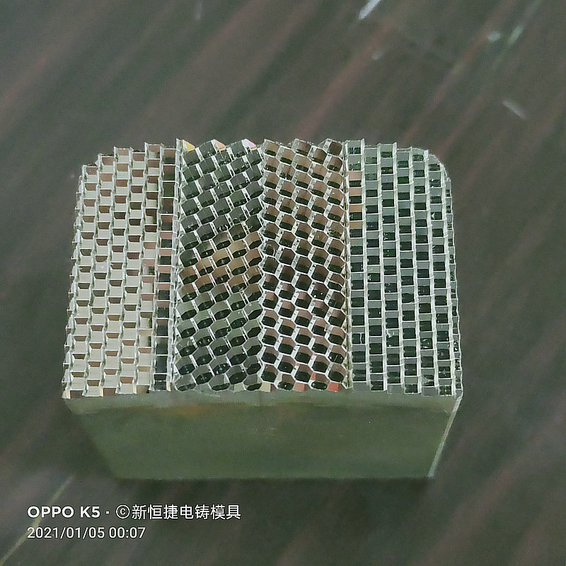 燈罩(zhao)糢具(ju)13